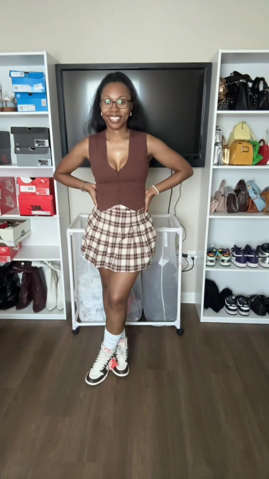 @Sharie_Monet