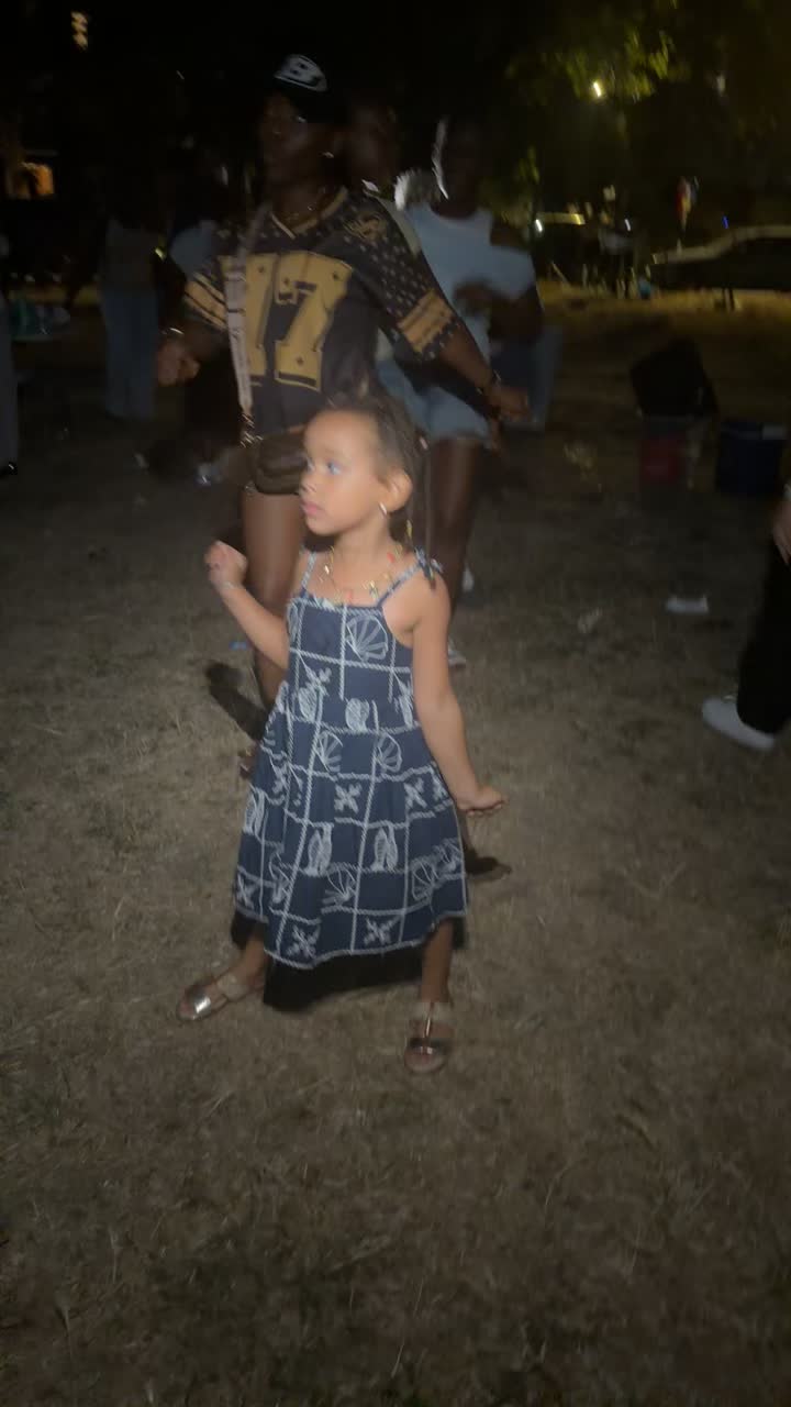 @Officialslimlilly
