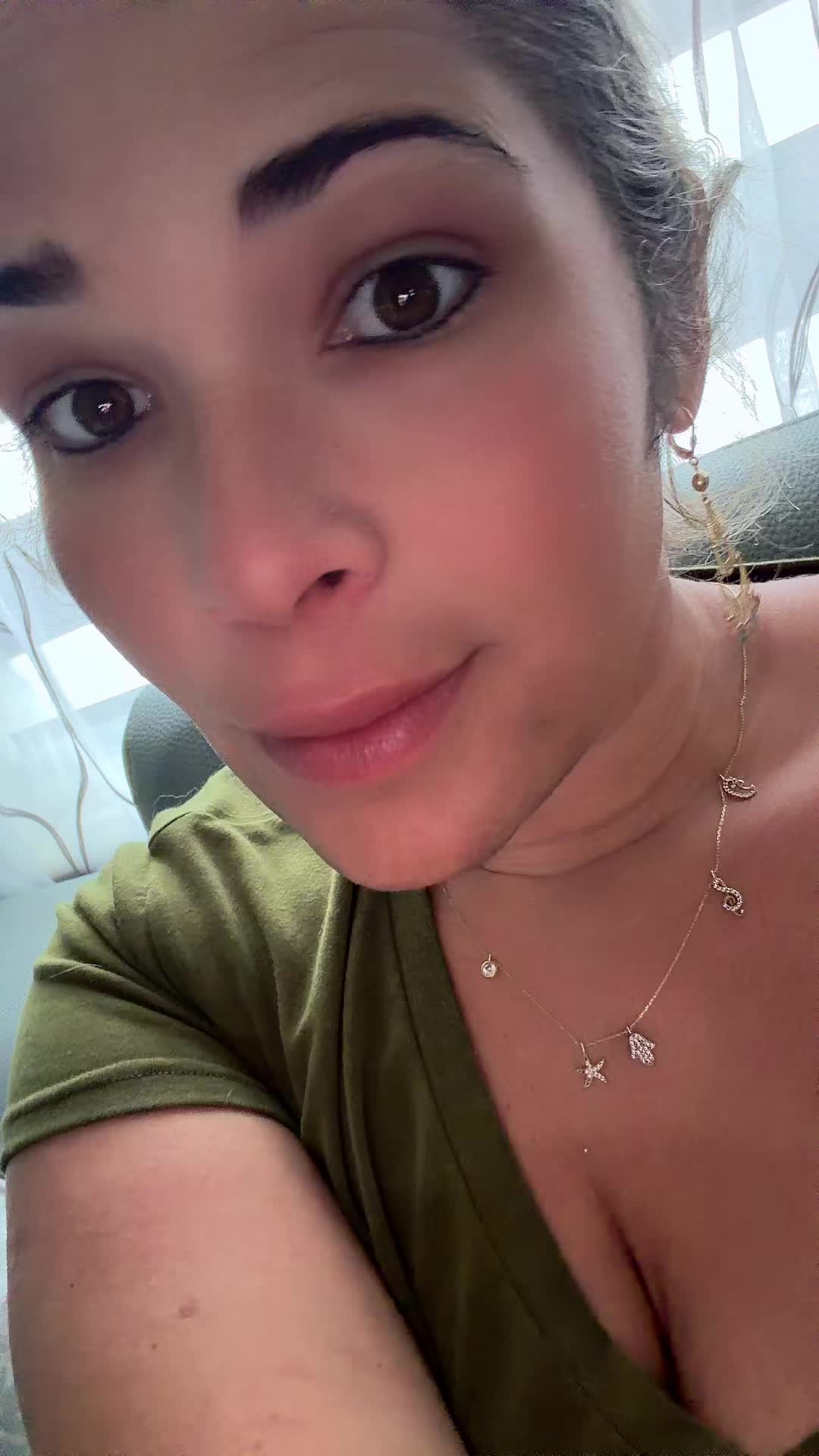 @Zullynleon