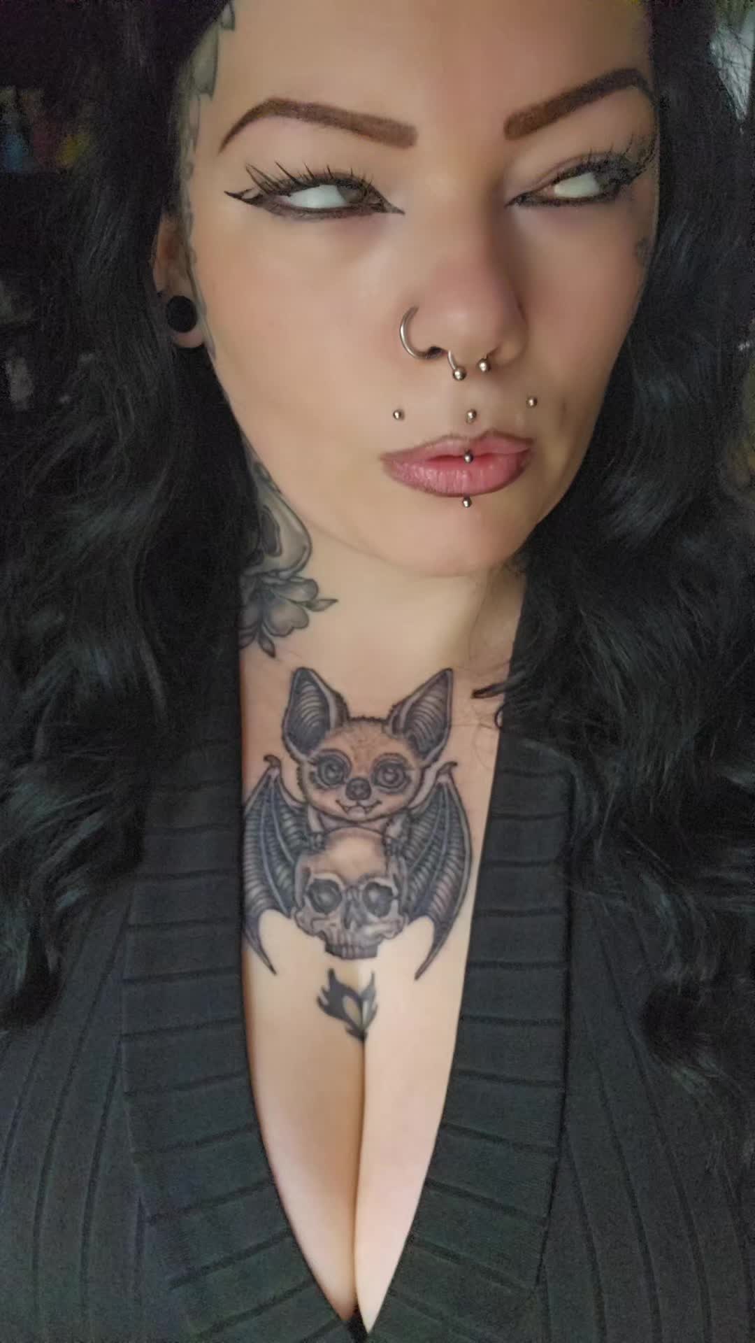 @🖤☬✞ Ⱡ₳ɄⱤ₳ ✞☬🖤