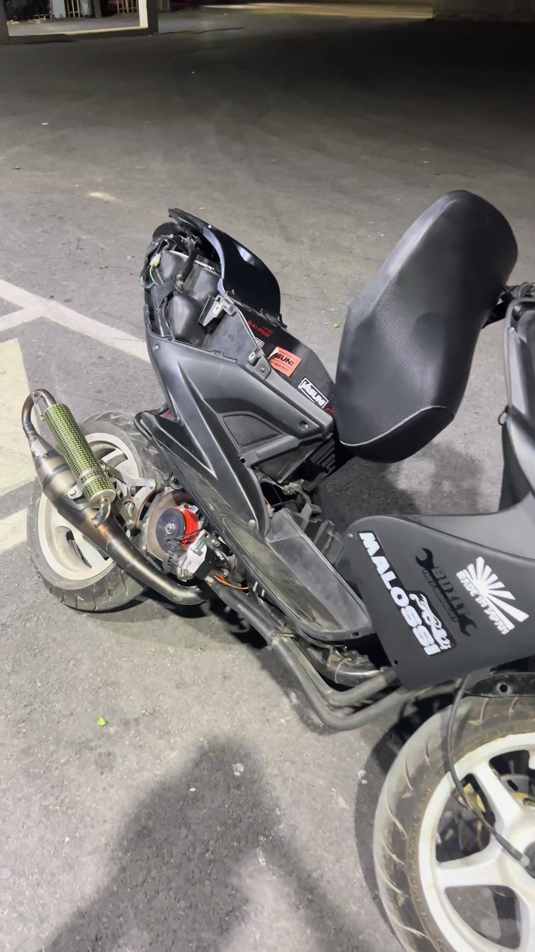 @Scooter Hub MK