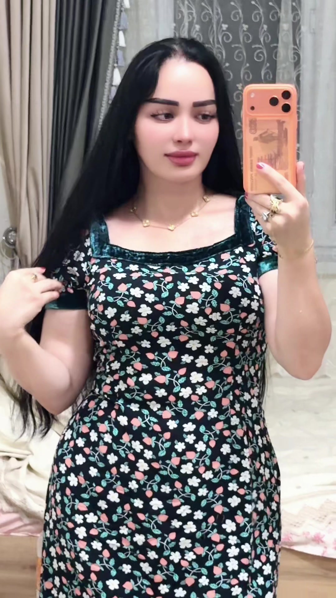 @farzona
