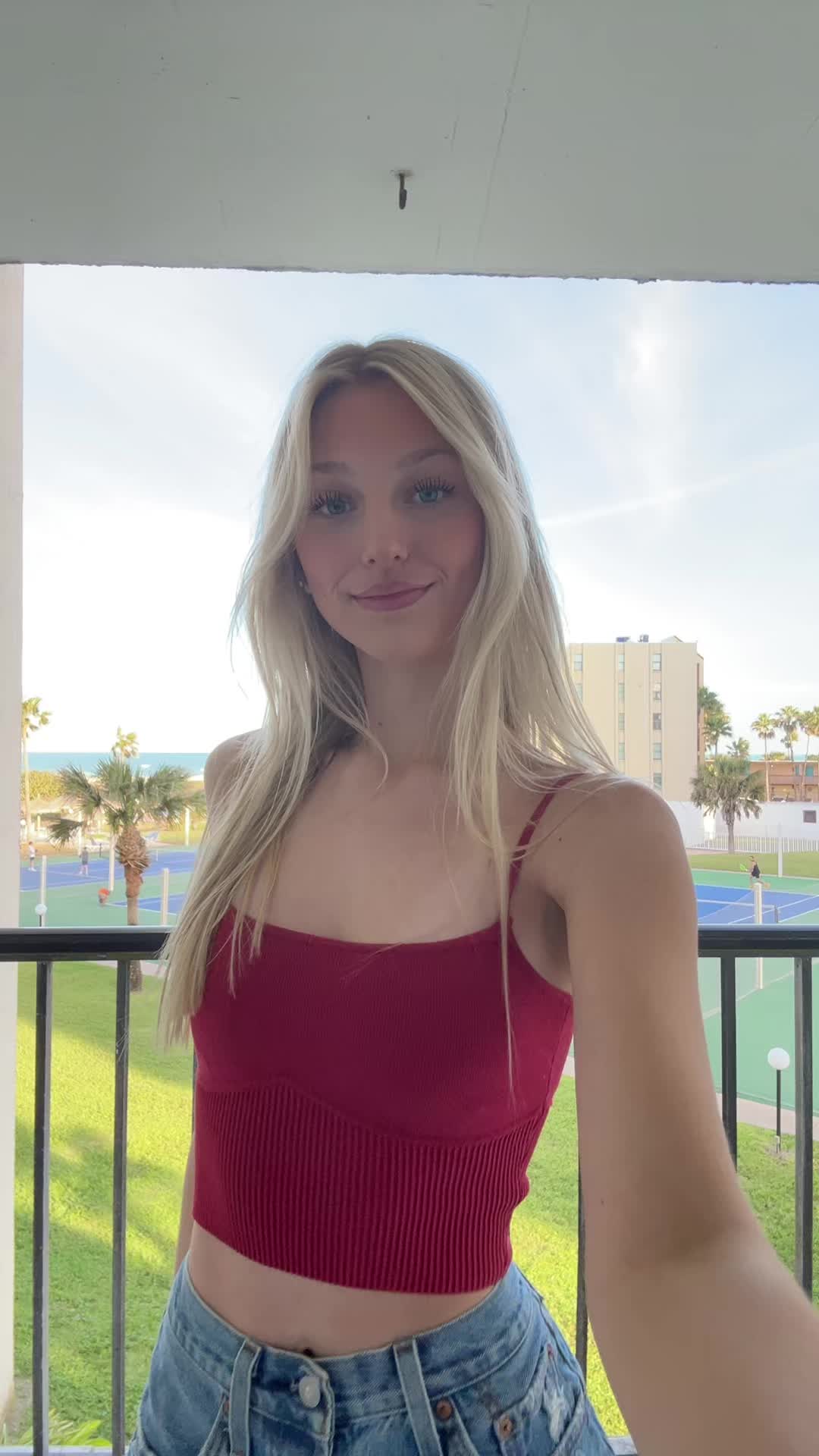 @Baylee