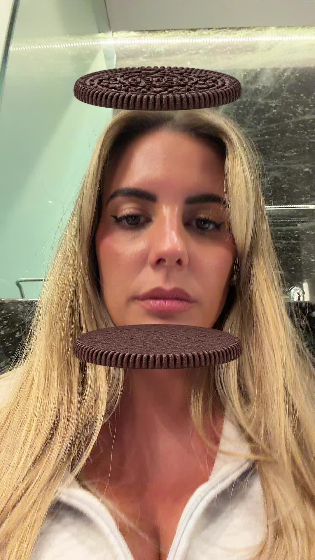 @lali957
