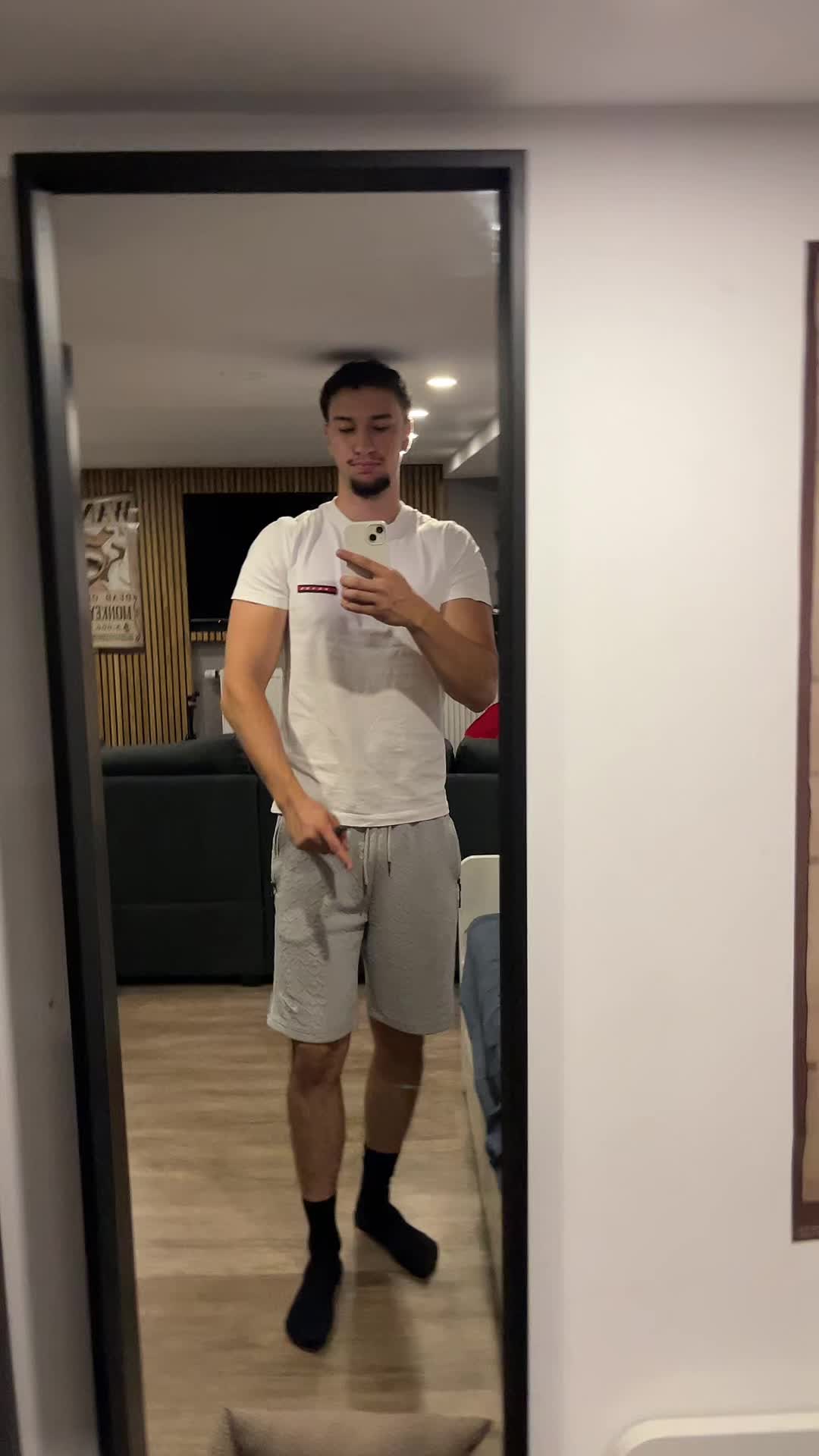 @MIT KOPF DURCH DIE DECKE