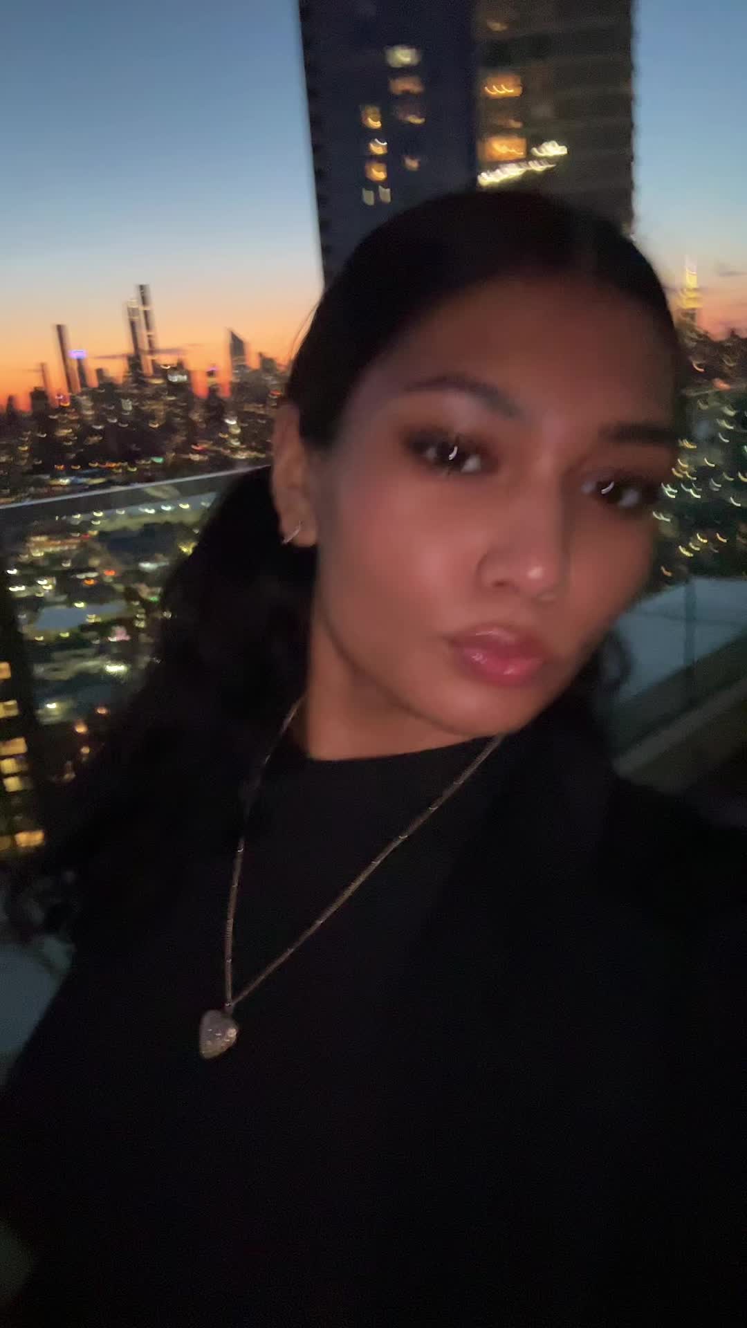 @𝒱𖤓
