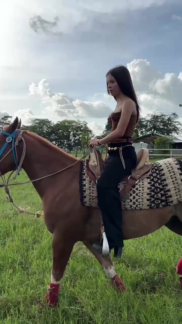 @𝐌❤️