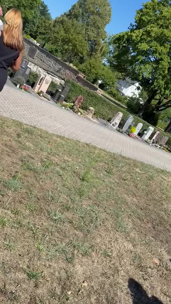 @Lady76