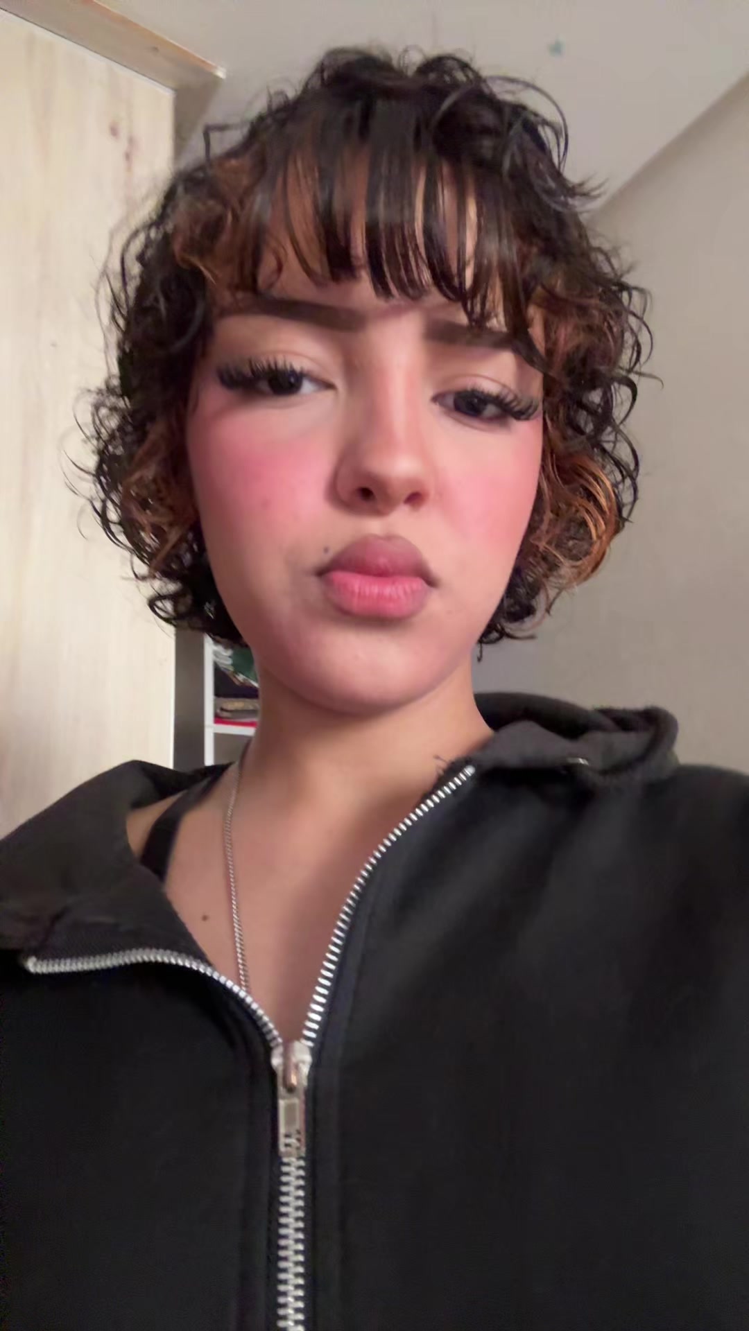 @Lilgirl.x