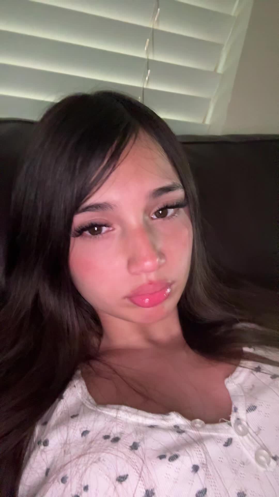@𝓈𝒶𝓇𝒶𝒽💙