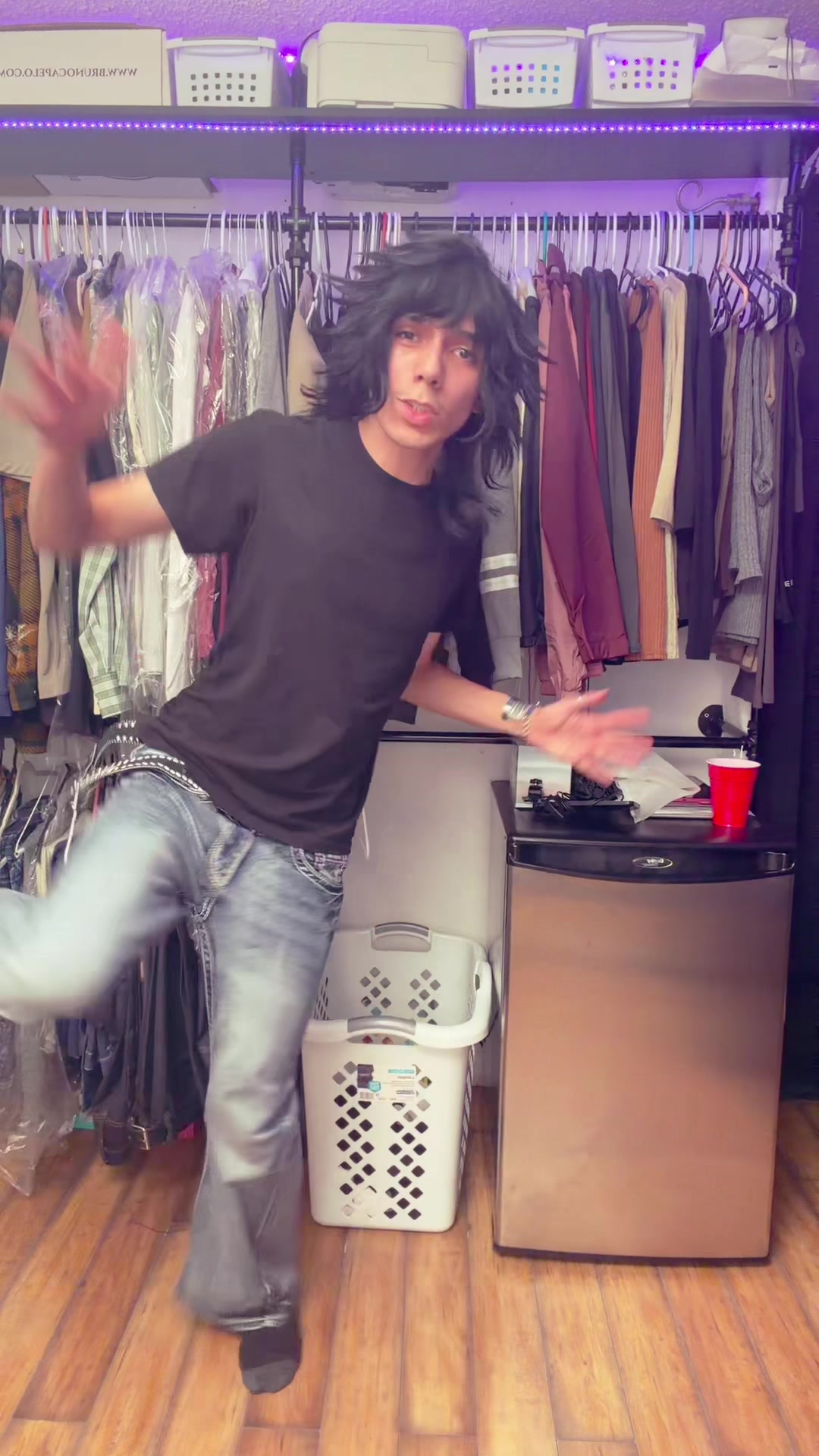 @jimodeus