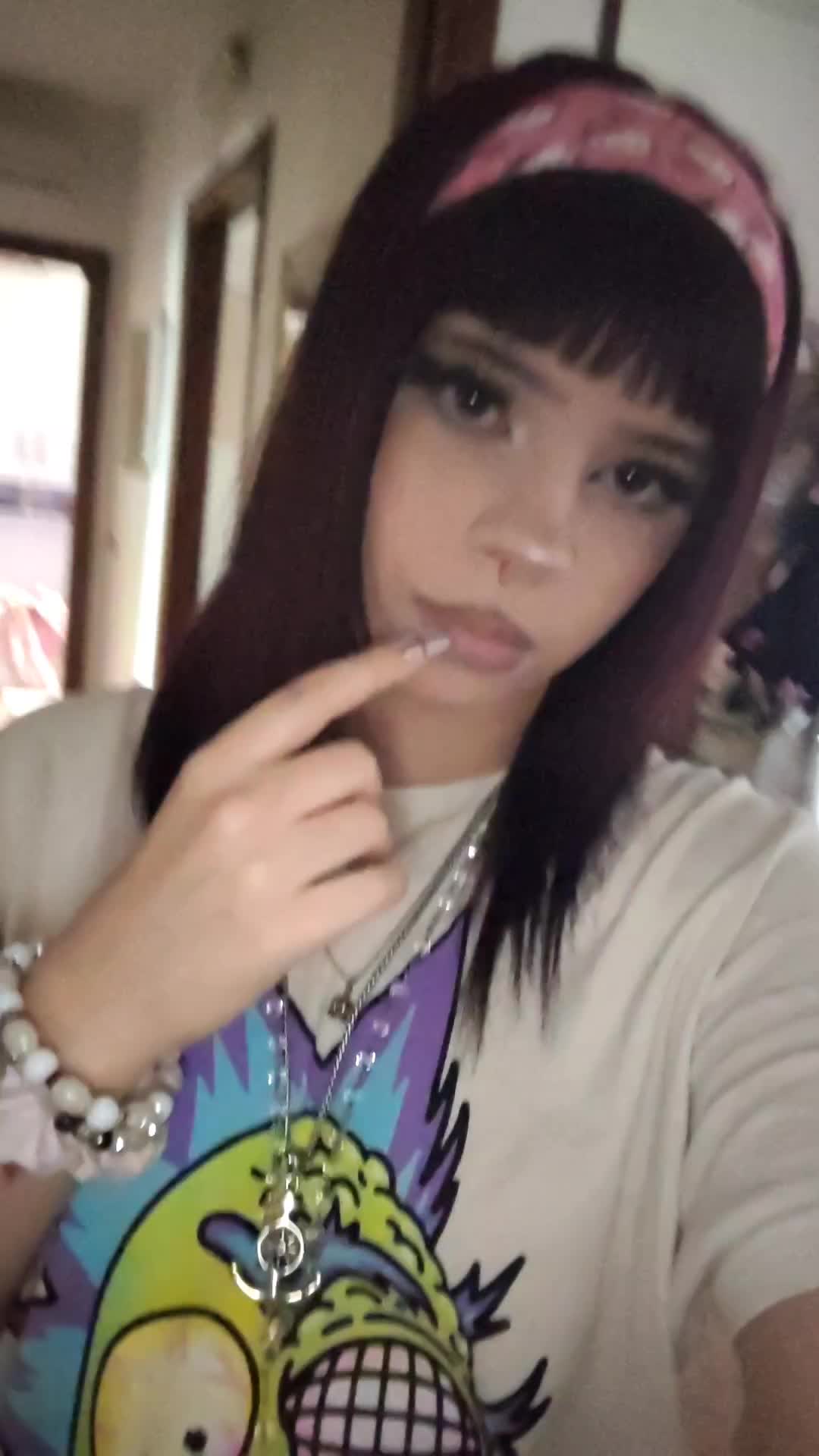 @๐,