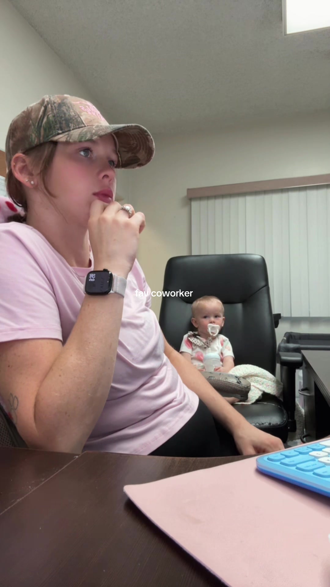 @Alyssa Golden | working mama