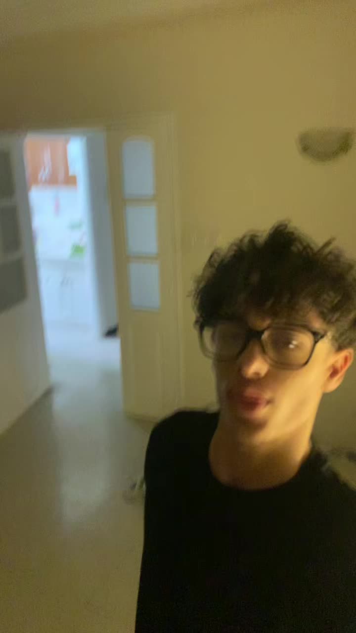 @🤠