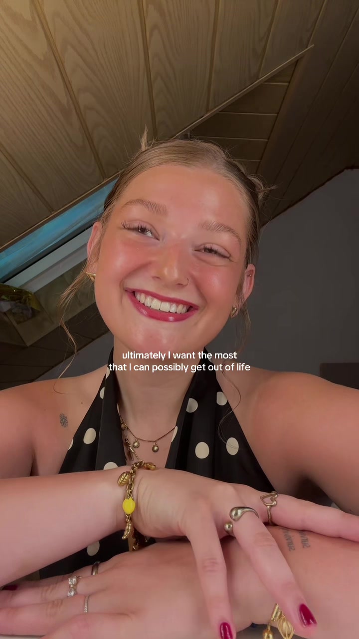 @sunnyjulez🌻🧸🎞️