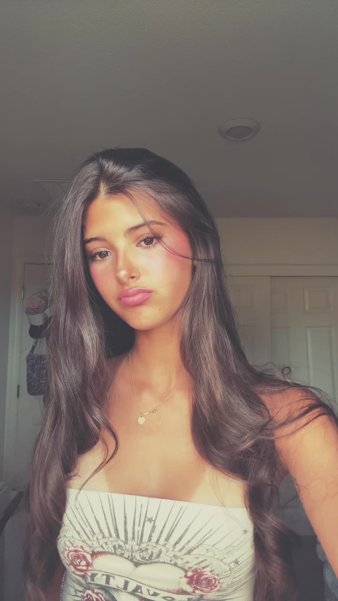@Maybel