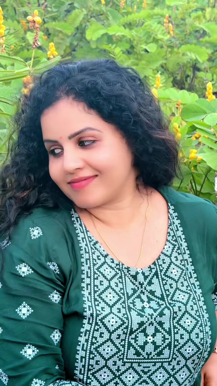 @Tharshi Priya
