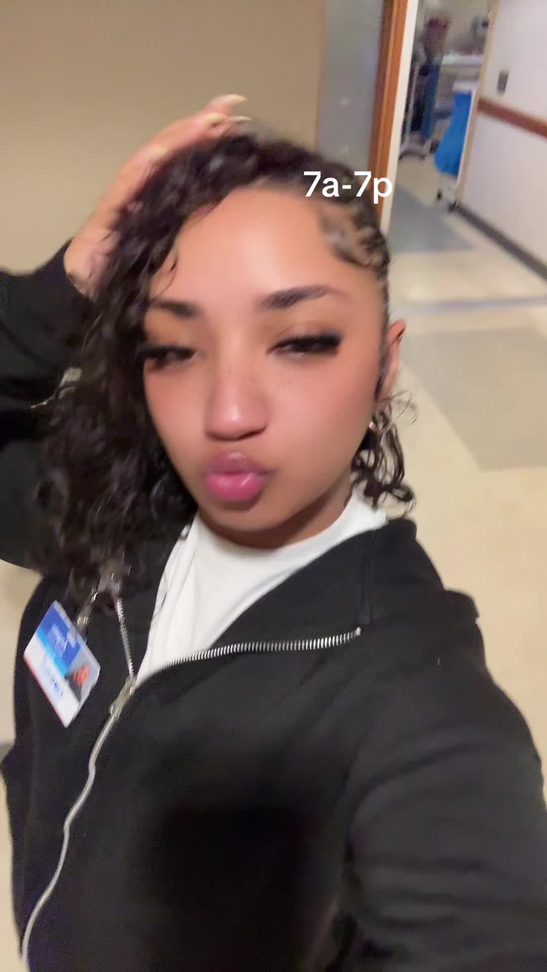 @DominiBrat