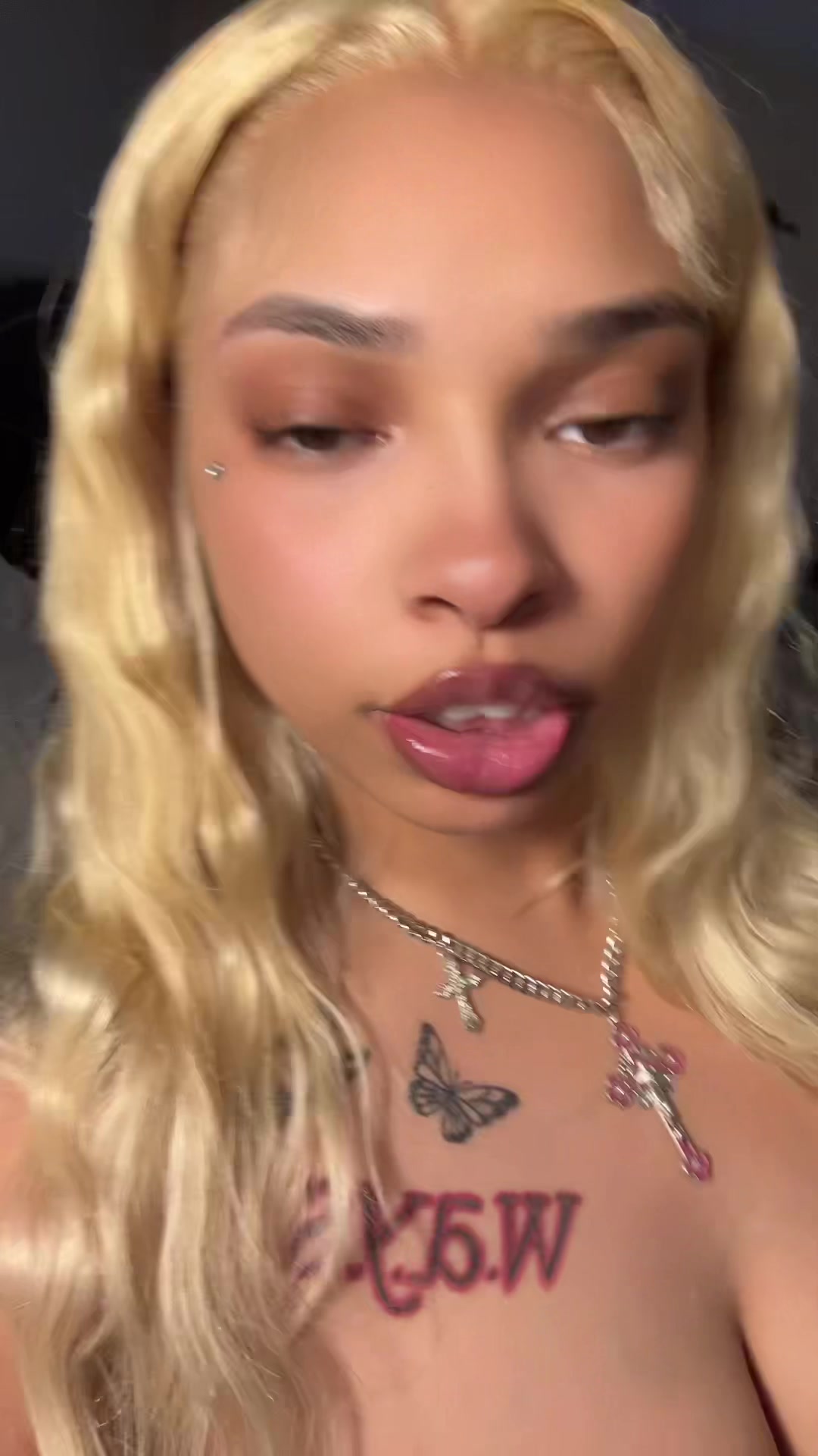 @yonii_lashay