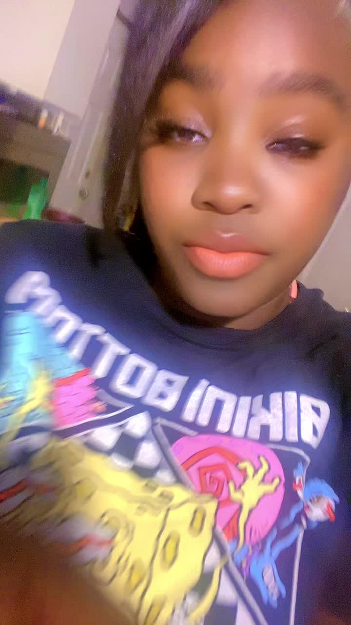 @Deeshort26