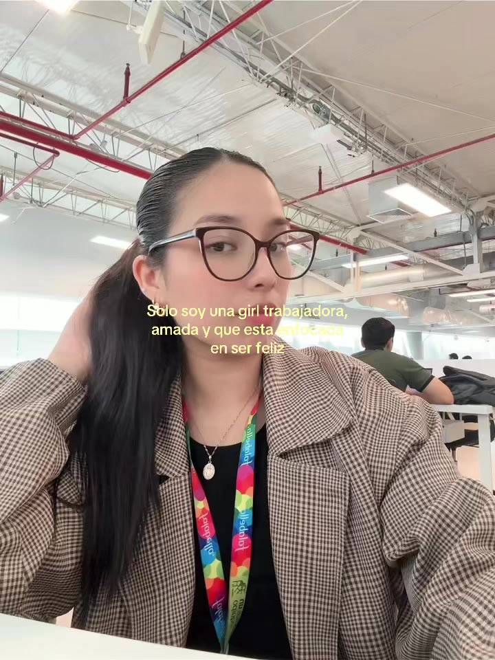 @Pam 🦋