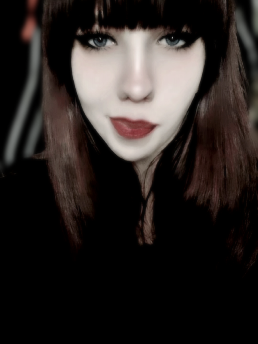 @🖤🩸🦇_VampireGothQueen_🦇🩸🖤