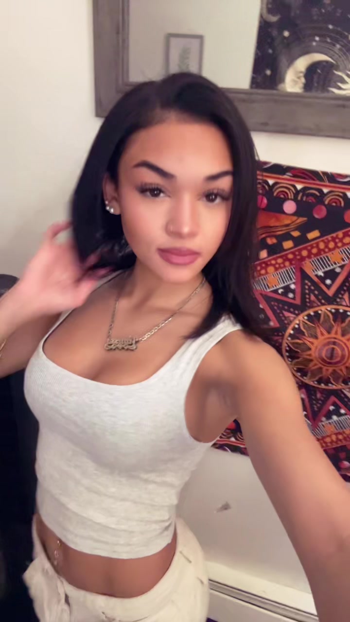 @nessa🦋