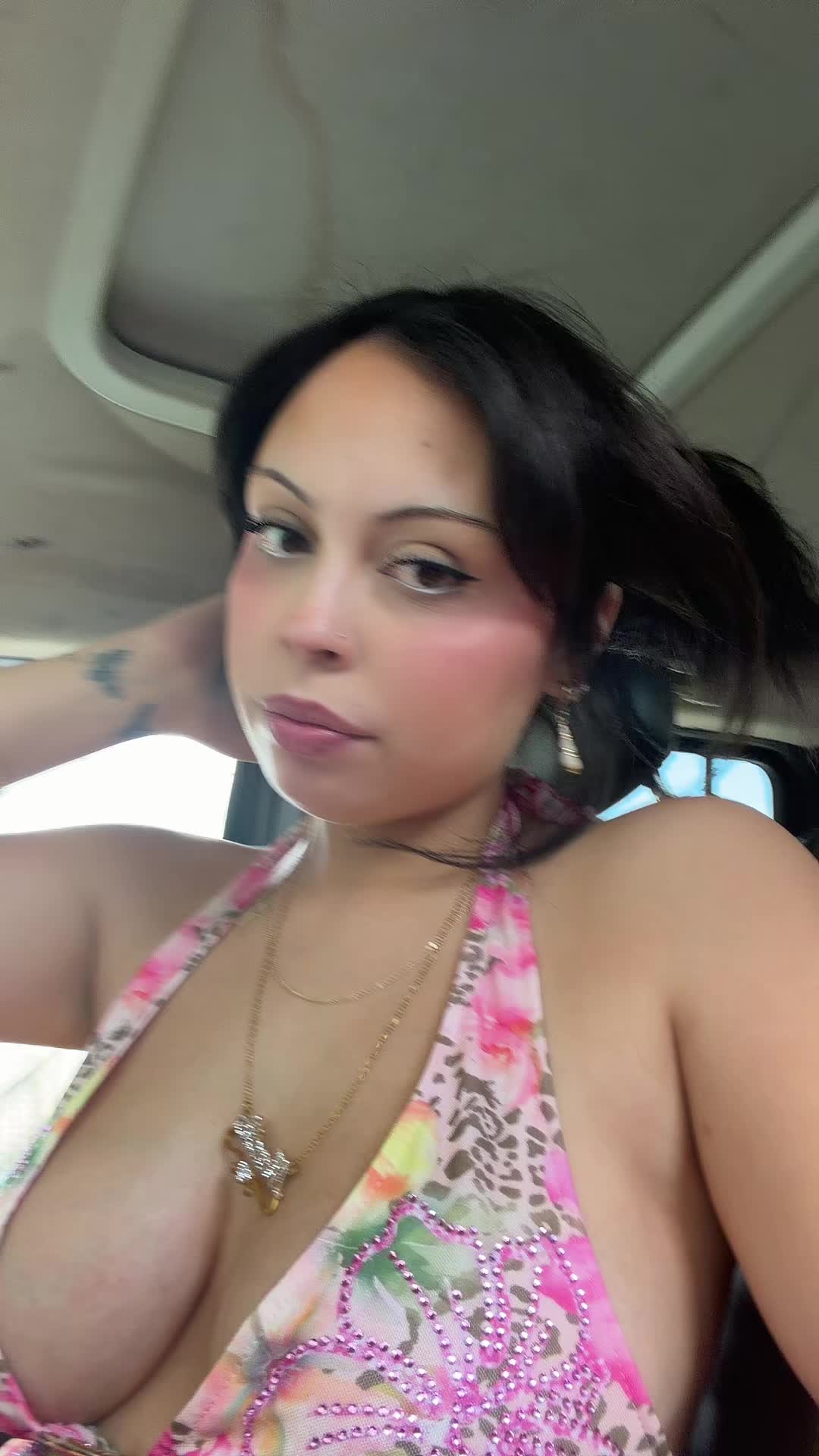 @moni