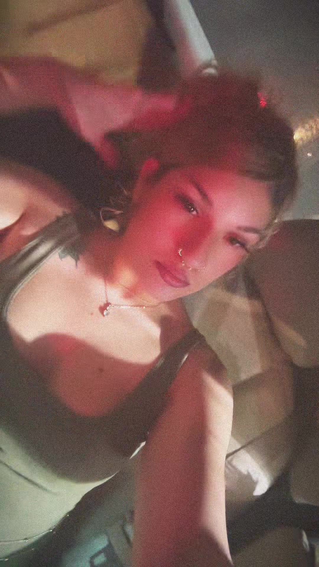 @ella🦋