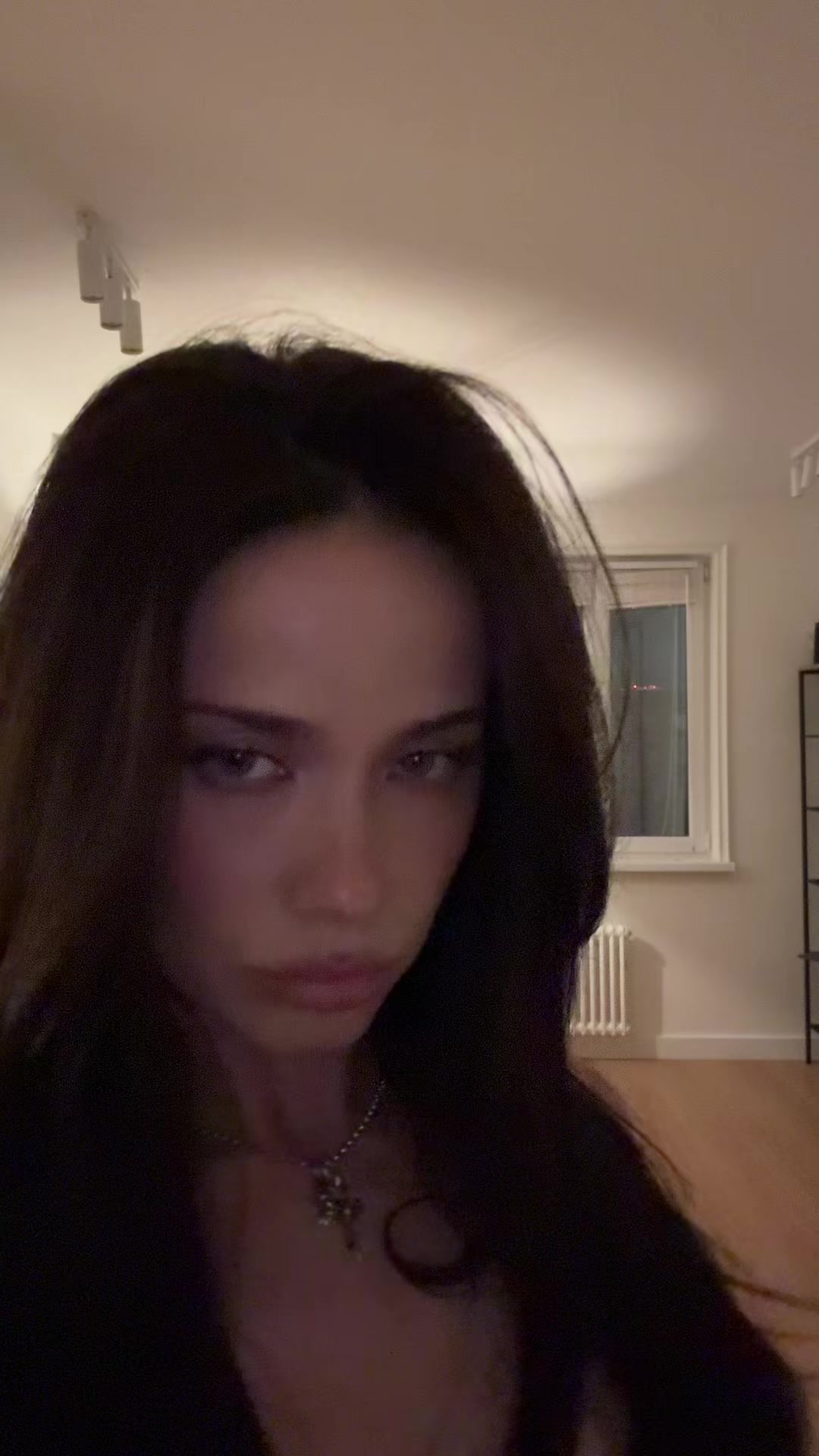 @itsnotbella