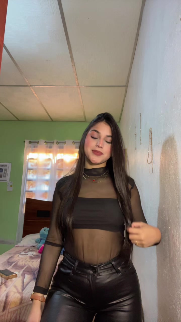 @Ariannys🤍