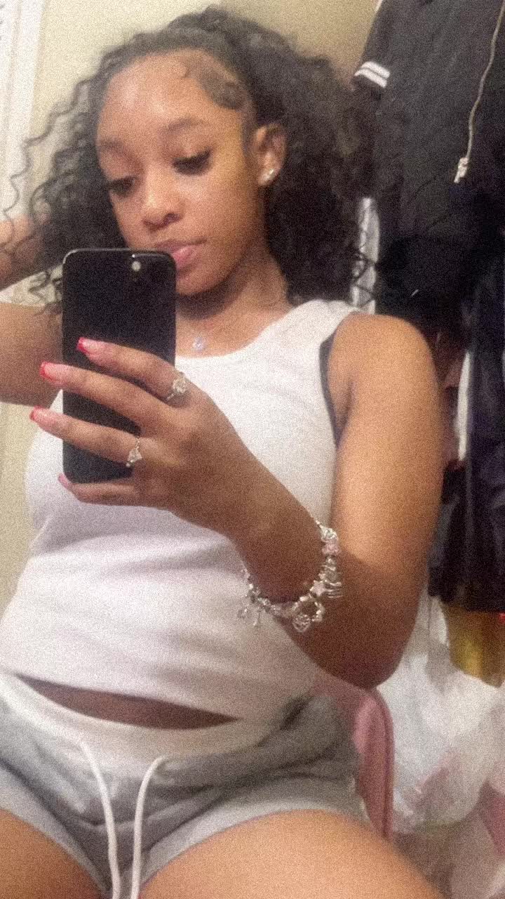 @Kaykay🌺.