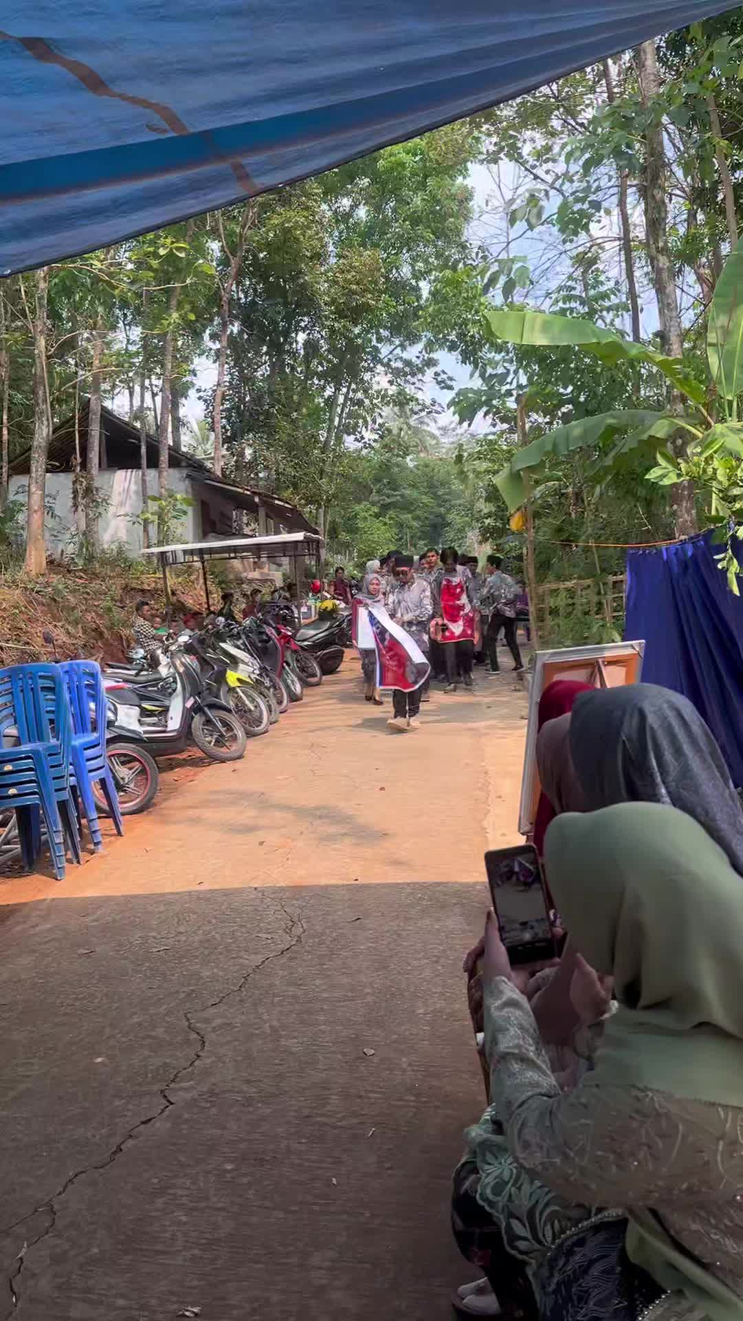 @MEKAR SARI