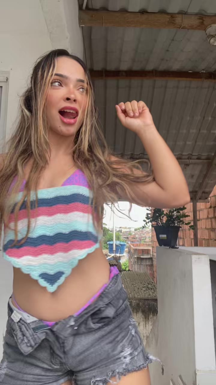 @valesca_nayane