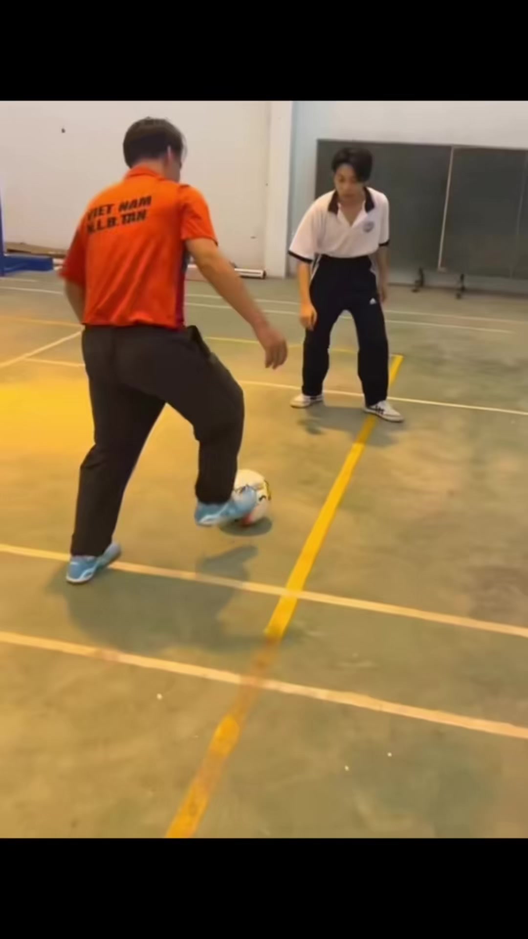 @Thầy Tân Sports
