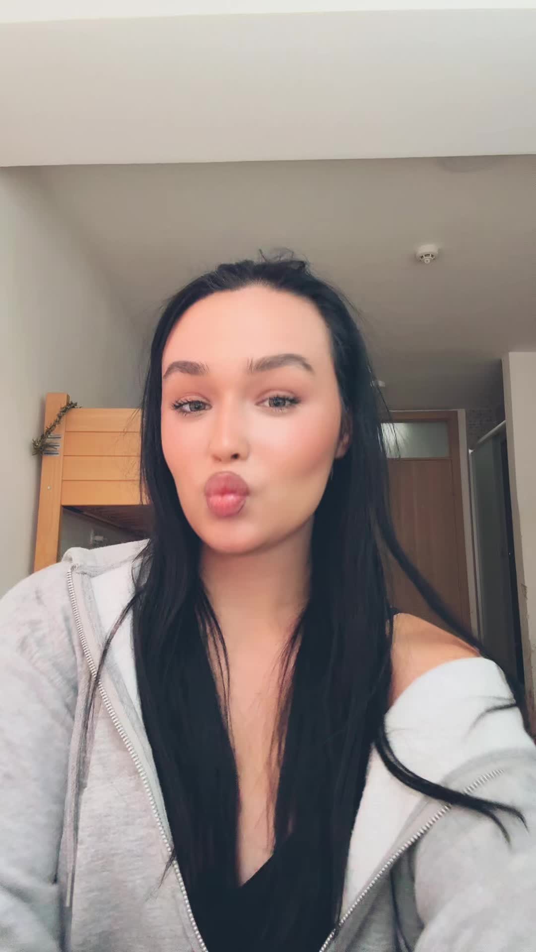 @n🌛