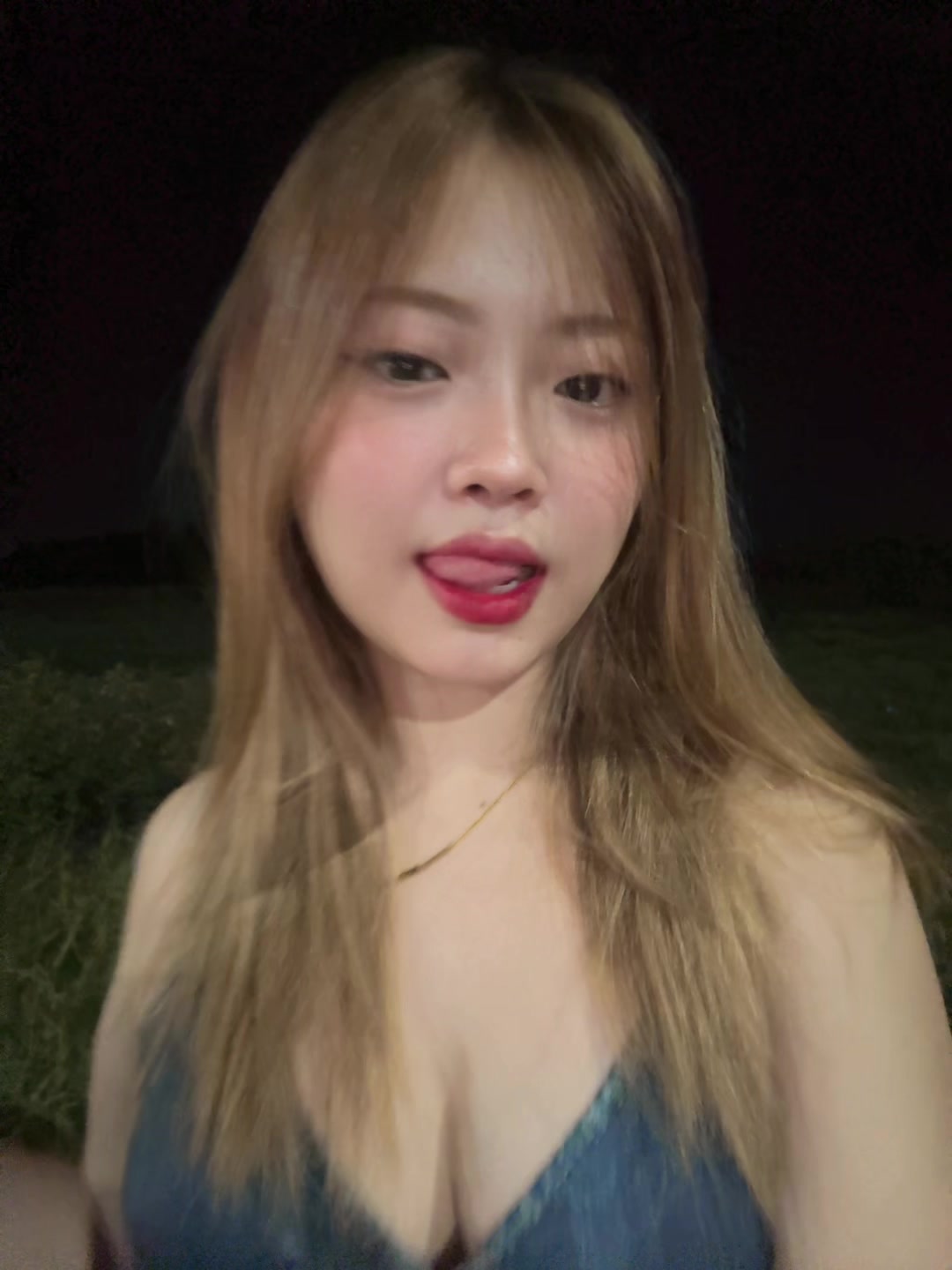 @Sofhia