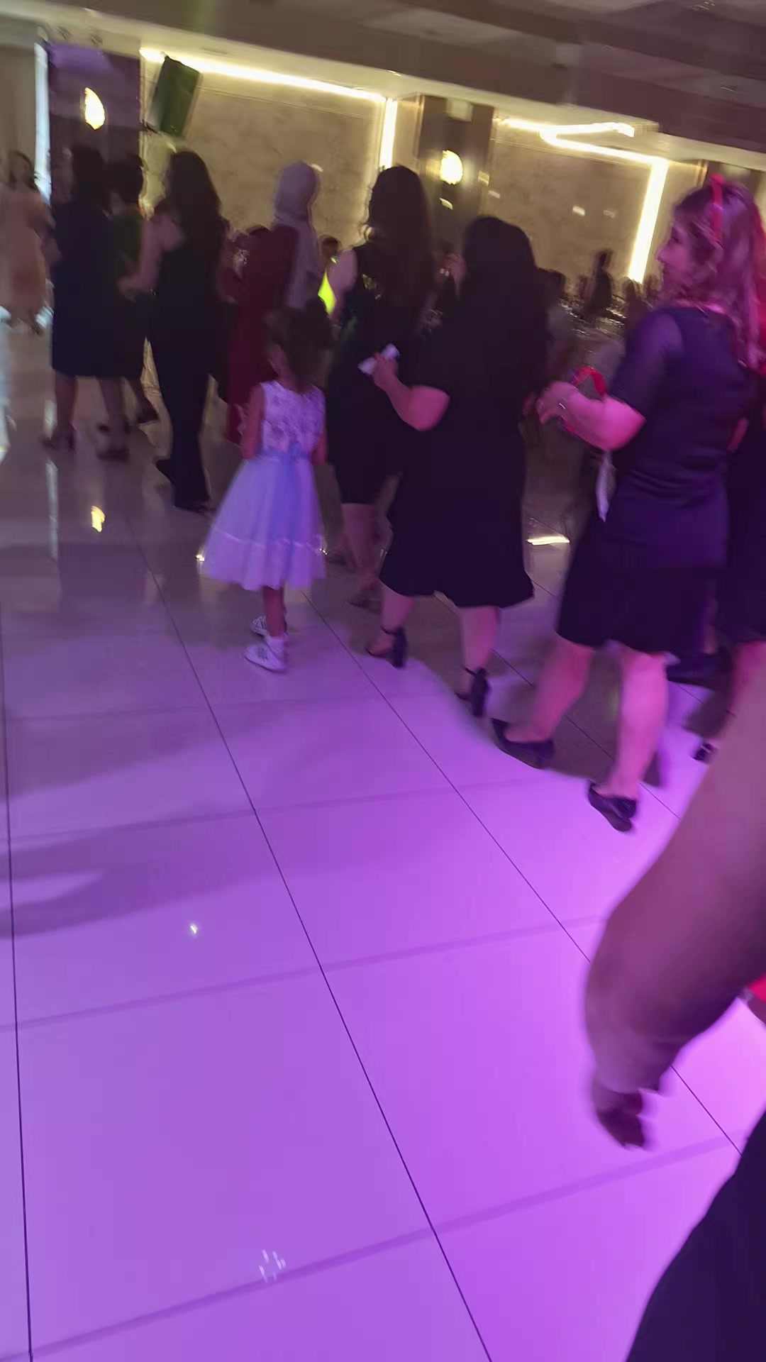 @g&uuml;lo g&uuml;l kız