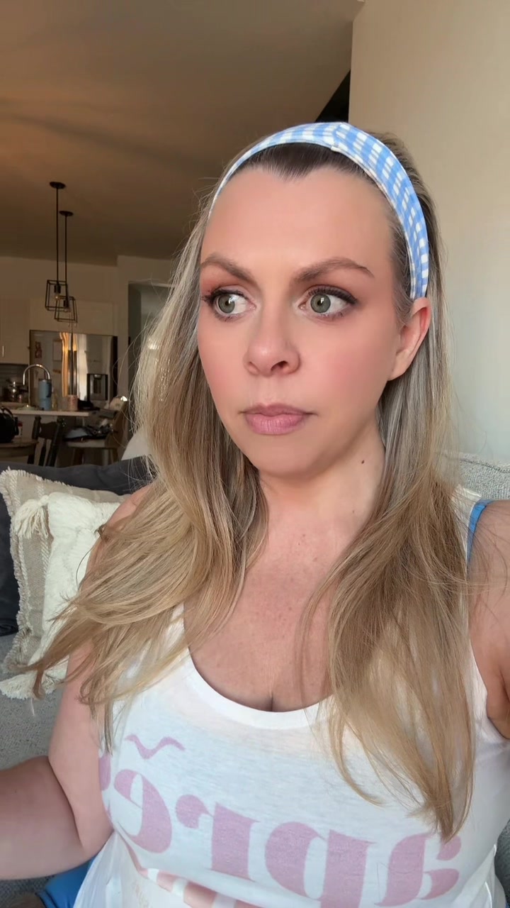 @LINDSEY JAYN