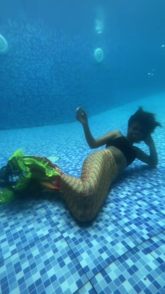 @💞 NELLY THE MERMAID 🌹