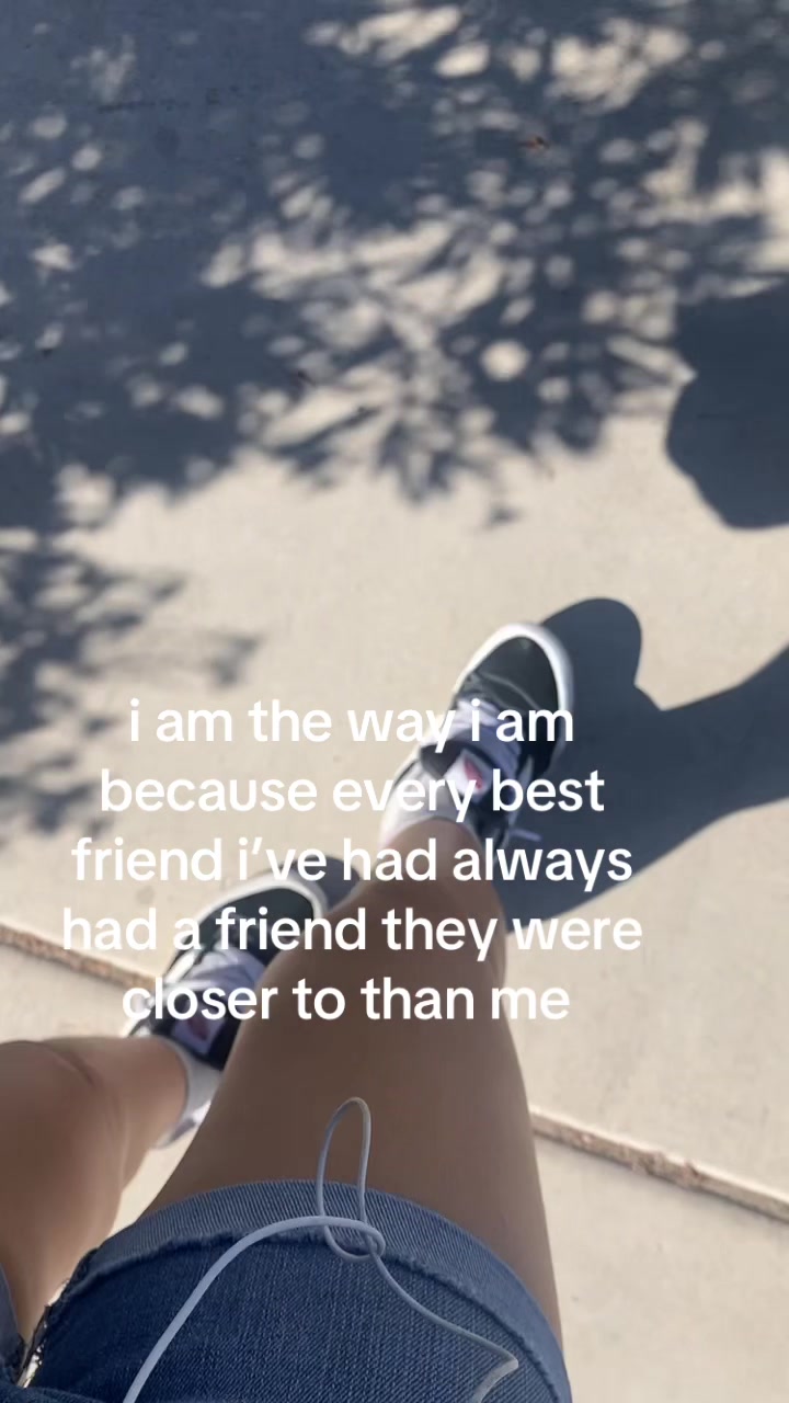 @sad girl