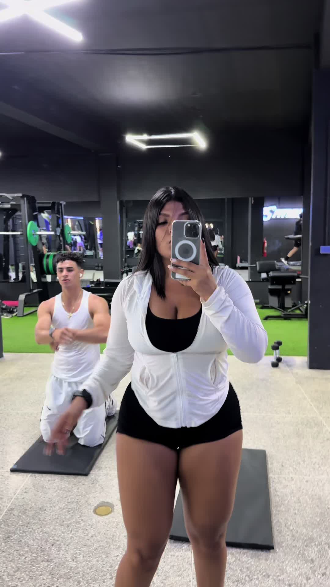 @yaicolina🔮