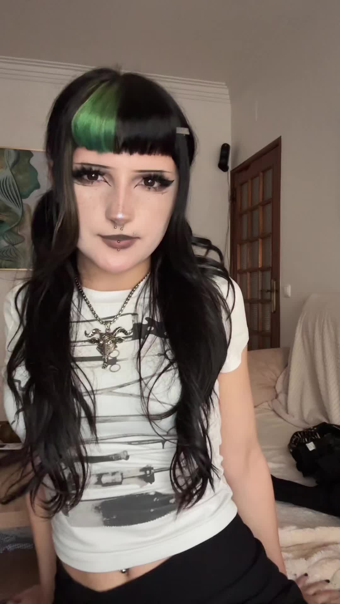 @&dagger; littl3.ghost &dagger;