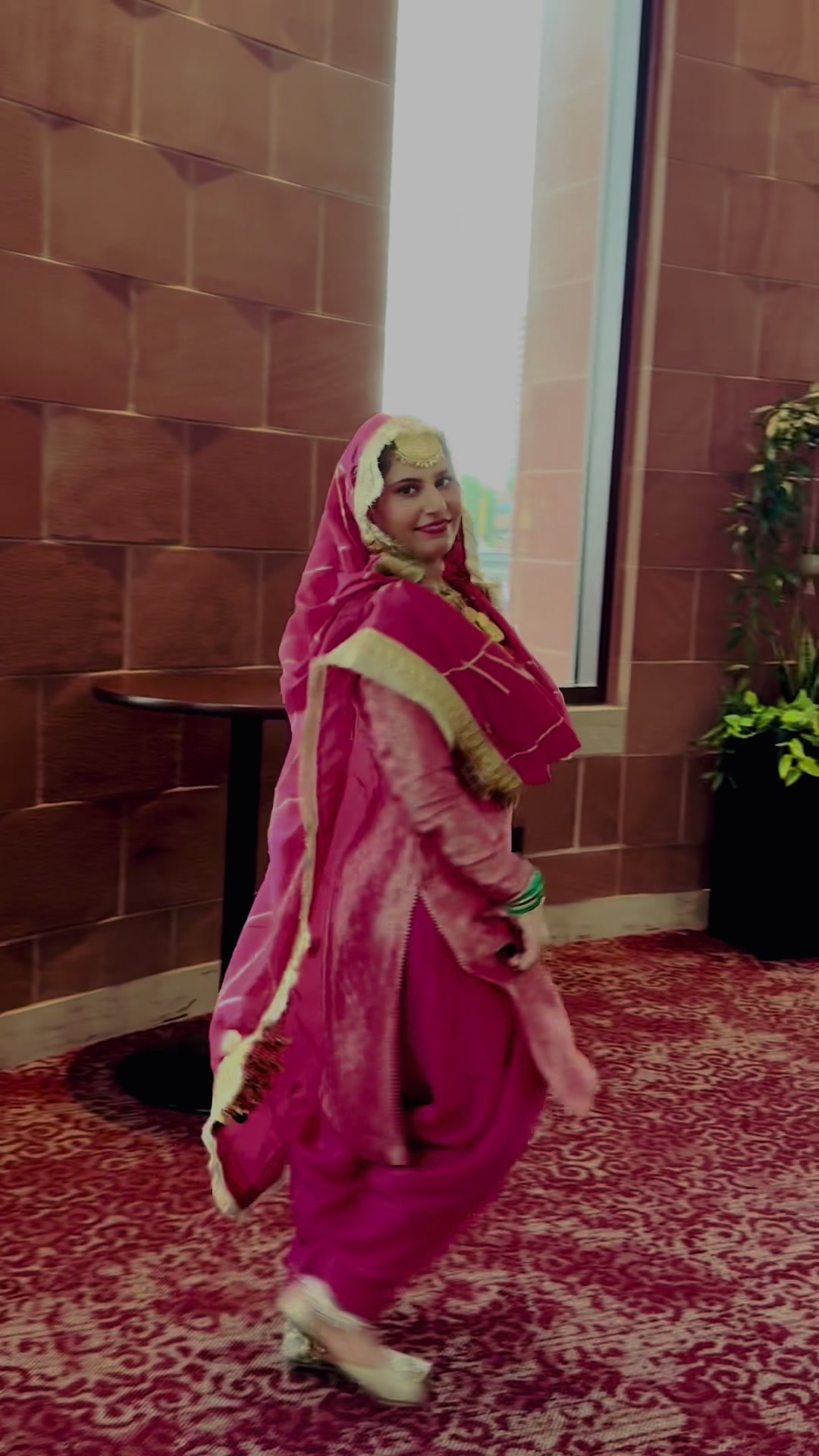 @Bhangra_with_majajanzz