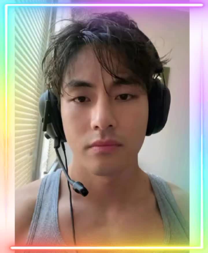 @linazubay