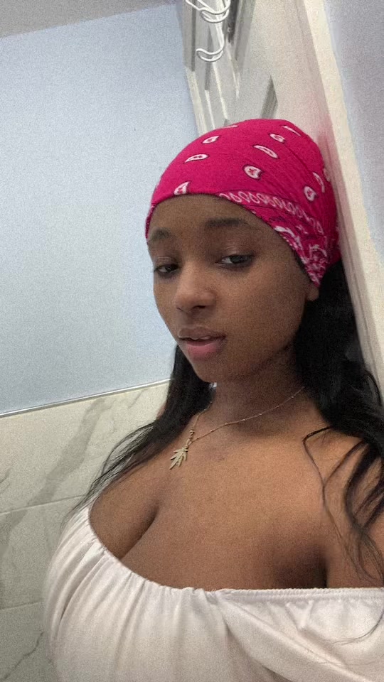 @Pretty_Girl💗