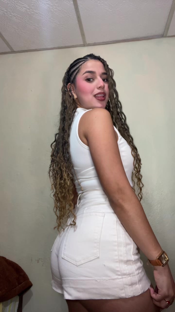 @Ariannys🤍
