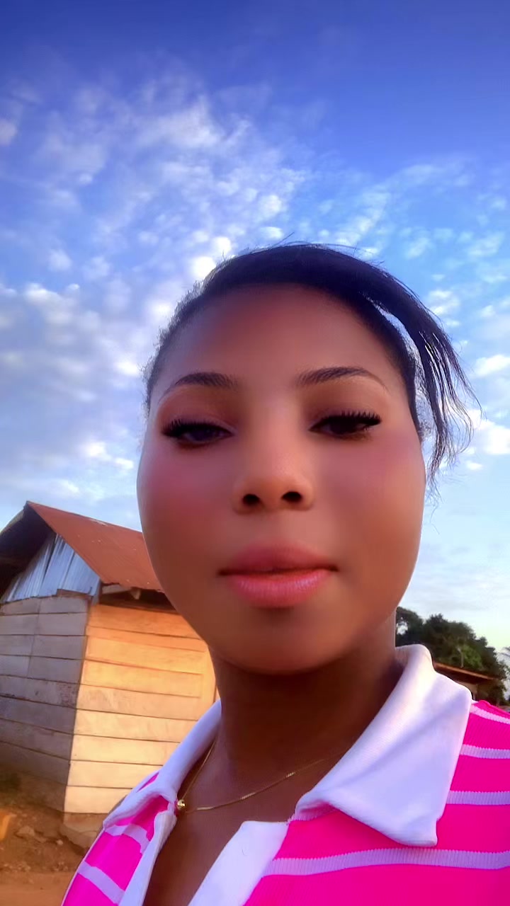 @Lovia