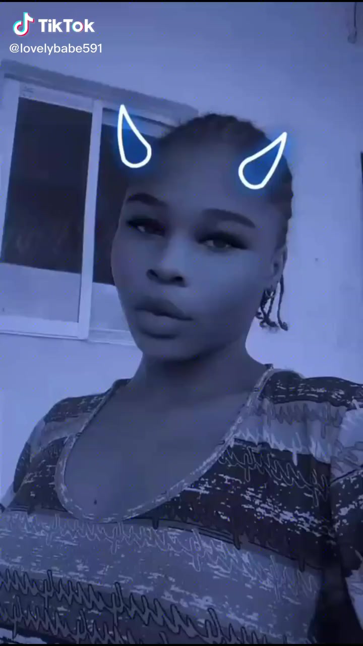 @Queen 👑