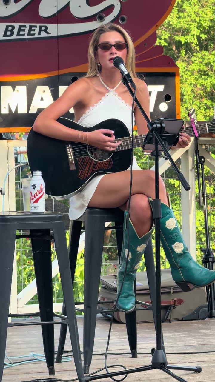 @Frauleinbootcompany